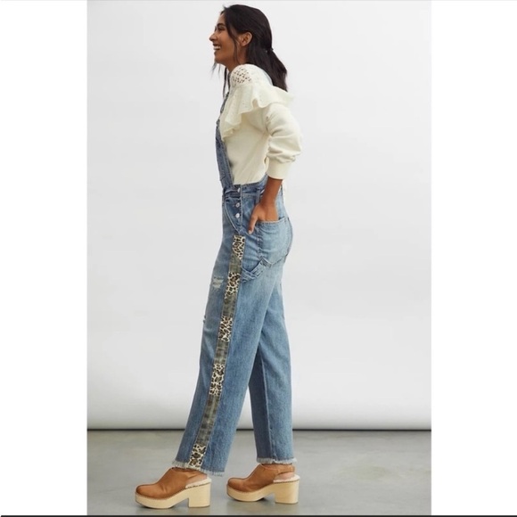 ANTHROPOLOGIE Overalls Jean Button Distressed Relaxed Fits Blue Pilcro 26 NWT - Picture 7 of 8